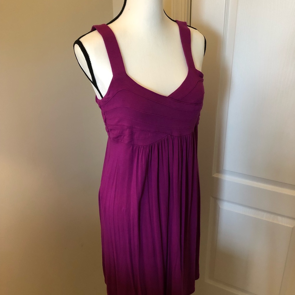 Knee length magenta short sleeve dress